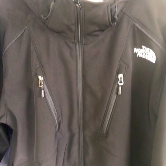The North Face Other - 🥳The North Face Men's Jacket size Large in great condition like 🆕 LIKE NEW 🥳